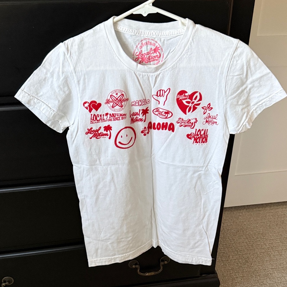 Juniors White Local Motion T-Shirt with Red Aloha Graphics- new size medium